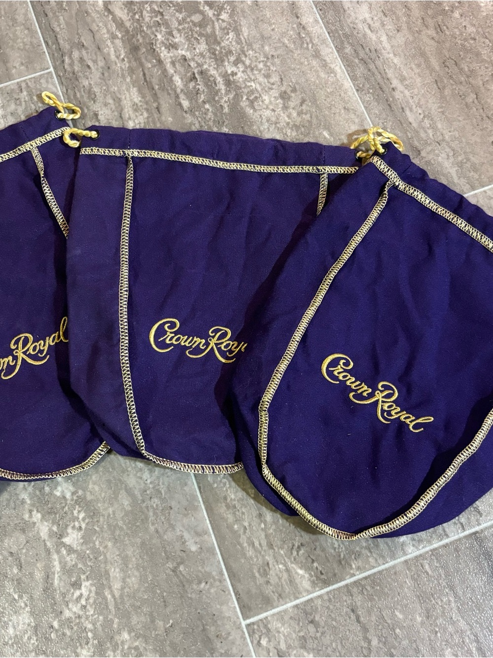 Lot 14 Crown Royal Purple Drawstring Whisky Bags 750ml Gold Logo Craft Gift - Picture 6 of 7
